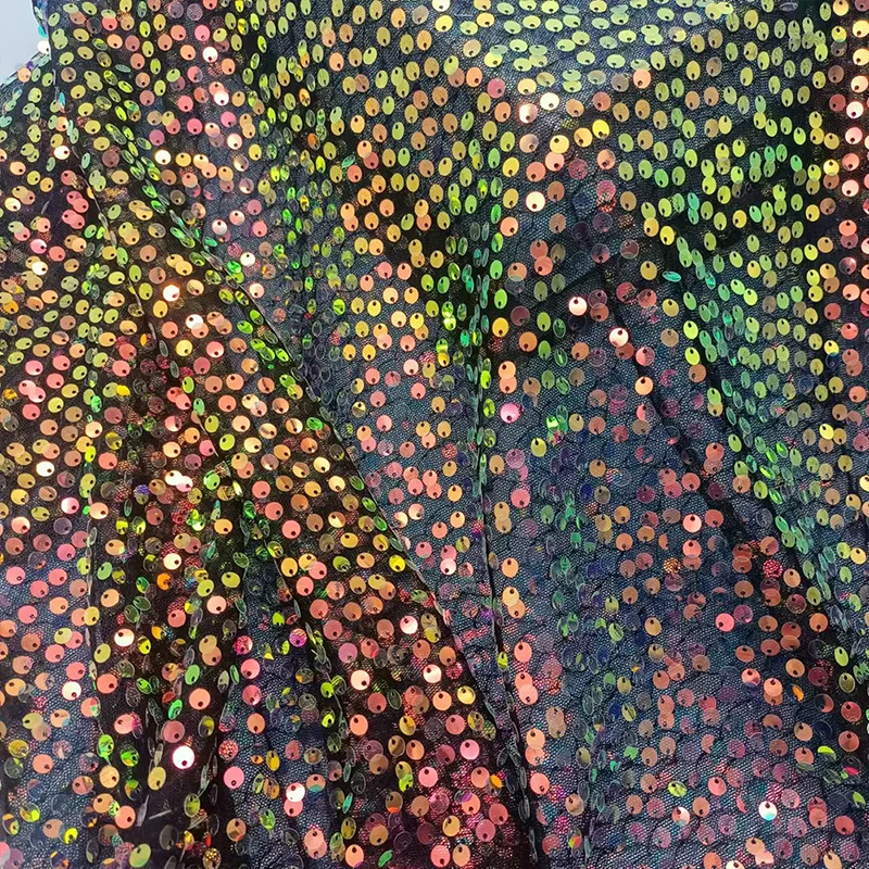 Embroidery Gradient - ผ้าปักเลื่อมสีรุ้ง 6 มม. ผ้ากลิตเตอร์ไล่เฉดสี สำหรับชุดการแสดงบนเวที ชุดเดรส