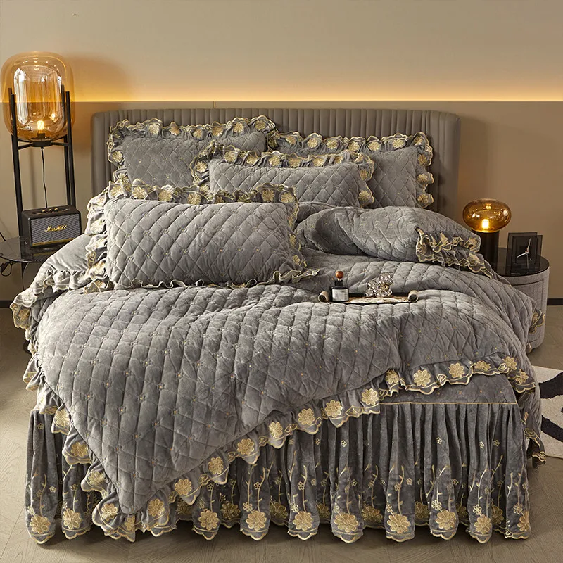 Embroidery Ai - AI WINSURE-ชุดเครื่องนอนกํามะหยี่ปักลายหรูหรา,ผ้าคลุมเตียงกระโปรงผ้าควิลท์พร้อมปลอกหมอน 2 ใบ,ผ้าคลุมเตียงเตียงคู่ขนาดควีนไซส์,4 ชิ้น