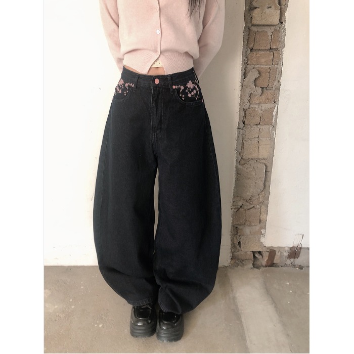 Embroidery Jeans Sakura - กางเกงยีนส์เอวสูงปักลายซากุระ ทรงขากว้าง แฟชั่นอเนกประสงค์ สไตล์เกาหลี ลำลอง ผ้าฝ้ายเดนิม