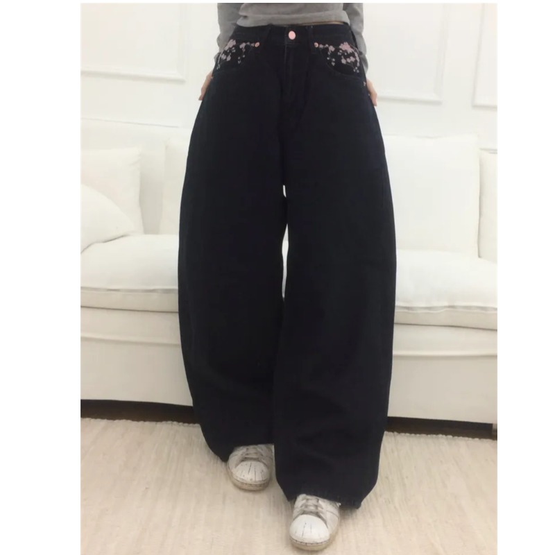 กางเกงยีนส์ทรงหลวมปักลายซากุระ - Embroidery Jeans Sakura บทวิจารณ์และราคา