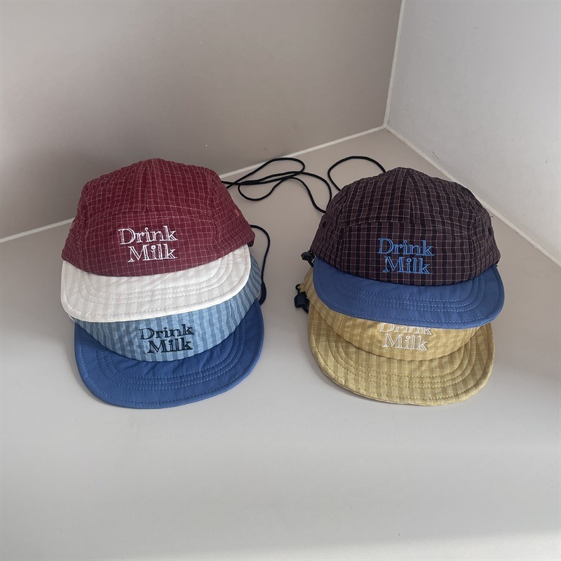 หมวกเบสบอลปีกอ่อนสำหรับเด็ก 49 - Embroidery Knit บทวิจารณ์และราคา