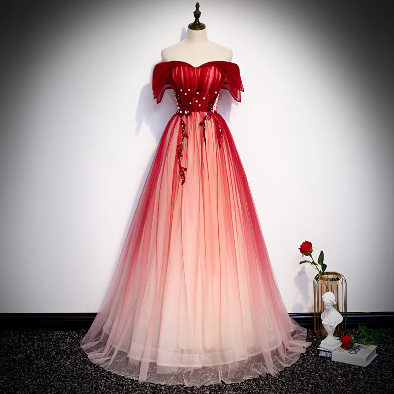 ชุดเดรสเกาะอกสำหรับเจ้าสาว ปี  - Embroidery Gradient บทวิจารณ์และราคา