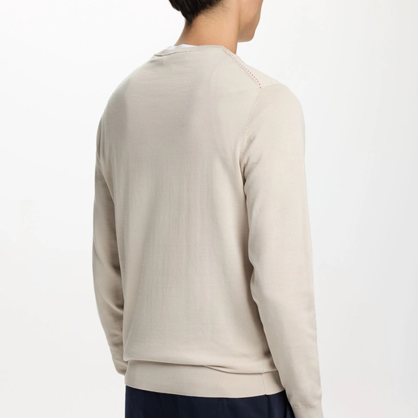 เสื้อสเวตเตอร์คอกลมผู้ชาย CH ท - Embroidery Font บทวิจารณ์และราคา
