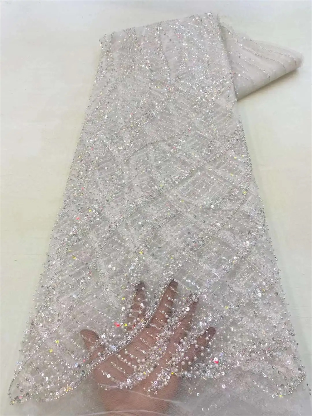 ผ้าลูกไม้ปักเลื่อมแอฟริกันสำหร - Embroidery Gradient บทวิจารณ์และราคา