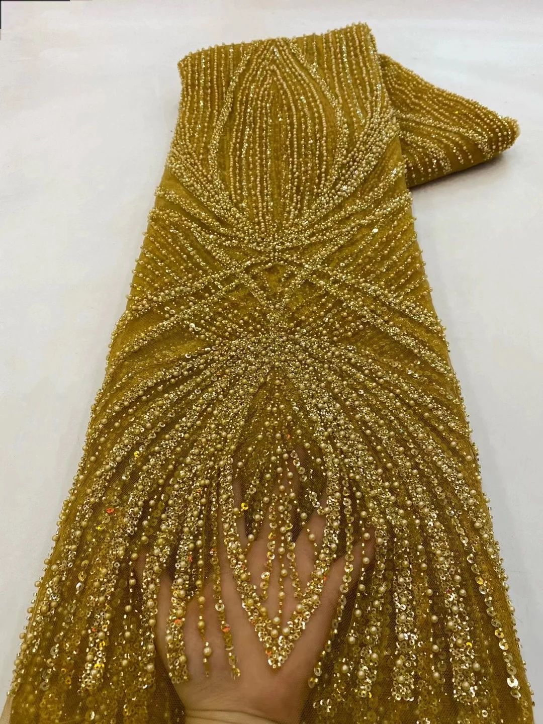 ผ้าลูกไม้ปักเลื่อมคุณภาพสูงแบบ - Embroidery Gradient บทวิจารณ์และราคา