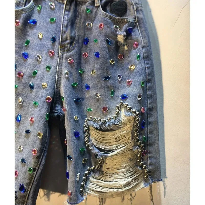 กางเกงยีนส์ขาสั้นเอวสูงทรงตรง  - Embroidery Jeans Sakura บทวิจารณ์และราคา