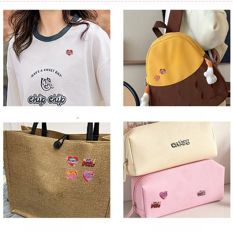 เข็มกลัดโลหะผสมลายแฟชั่นสาวพลั - Embroidery Initials บทวิจารณ์และราคา
